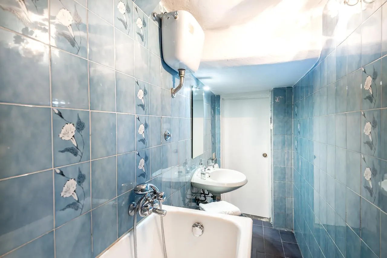 Santo Spirito Jungle Apartment Florence
